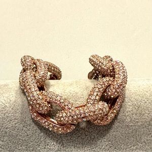 NWT Macy’s Bracelet Rose Gold Tone Chunky Chain Link w/ clear rhinestones